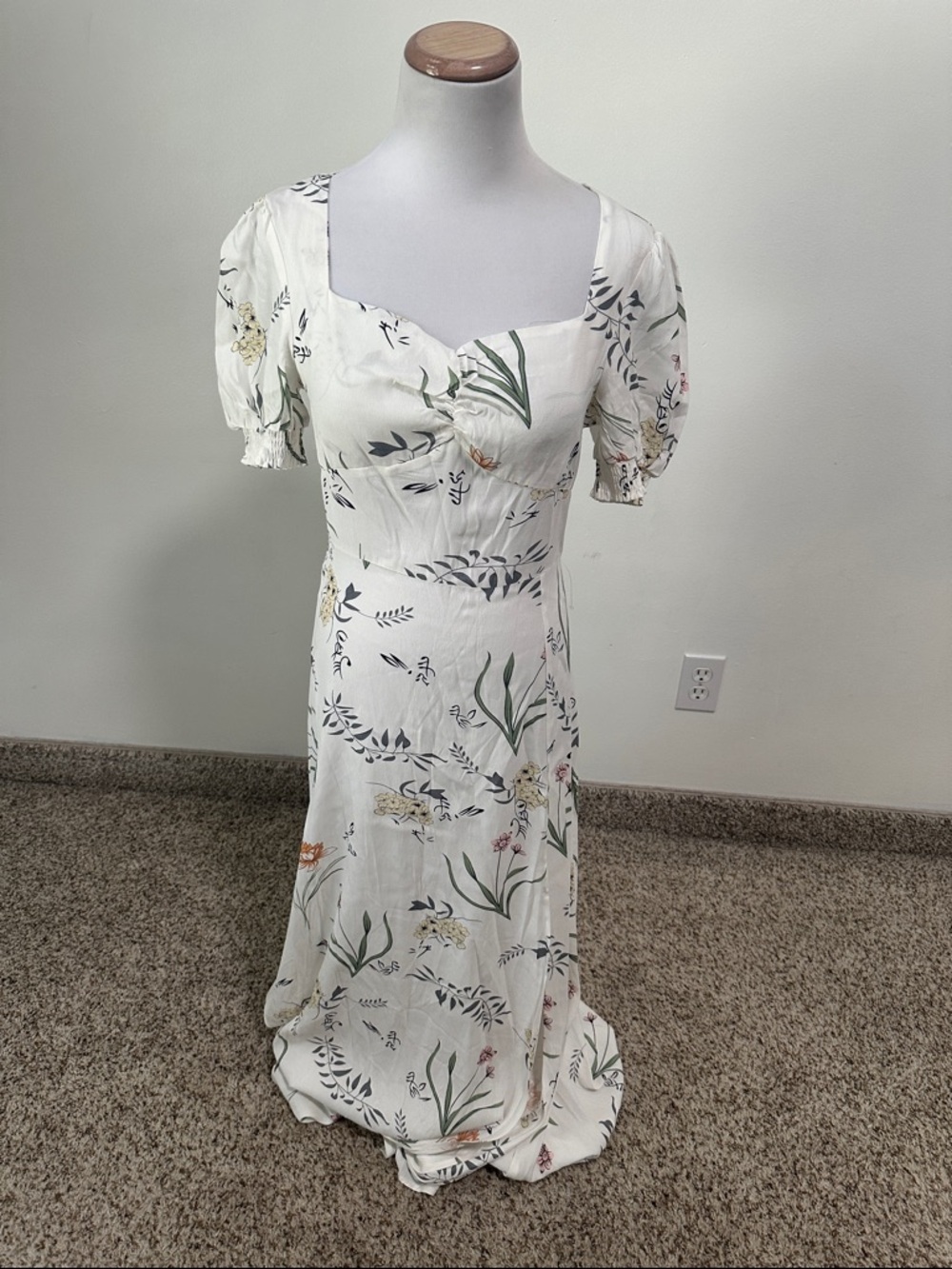 🌷 NWOT Petal & Pup Maxi Dress